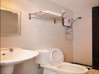Rose Cottage Hotel Taman Impian Senai Τζόχορ Μπάχρου Εξωτερικό φωτογραφία